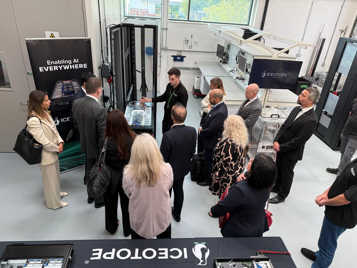 BahrainEmbUK's tweet image. Building on the newly signed second Strategic Investment Partnership (SIP 2) between #Bahrain 🇧🇭 and the #UK 🇬🇧, a Bahraini business delegation visited #Manchester, #Sheffield, and #Leeds to explore investment opportunities with leading banks and companies across various…