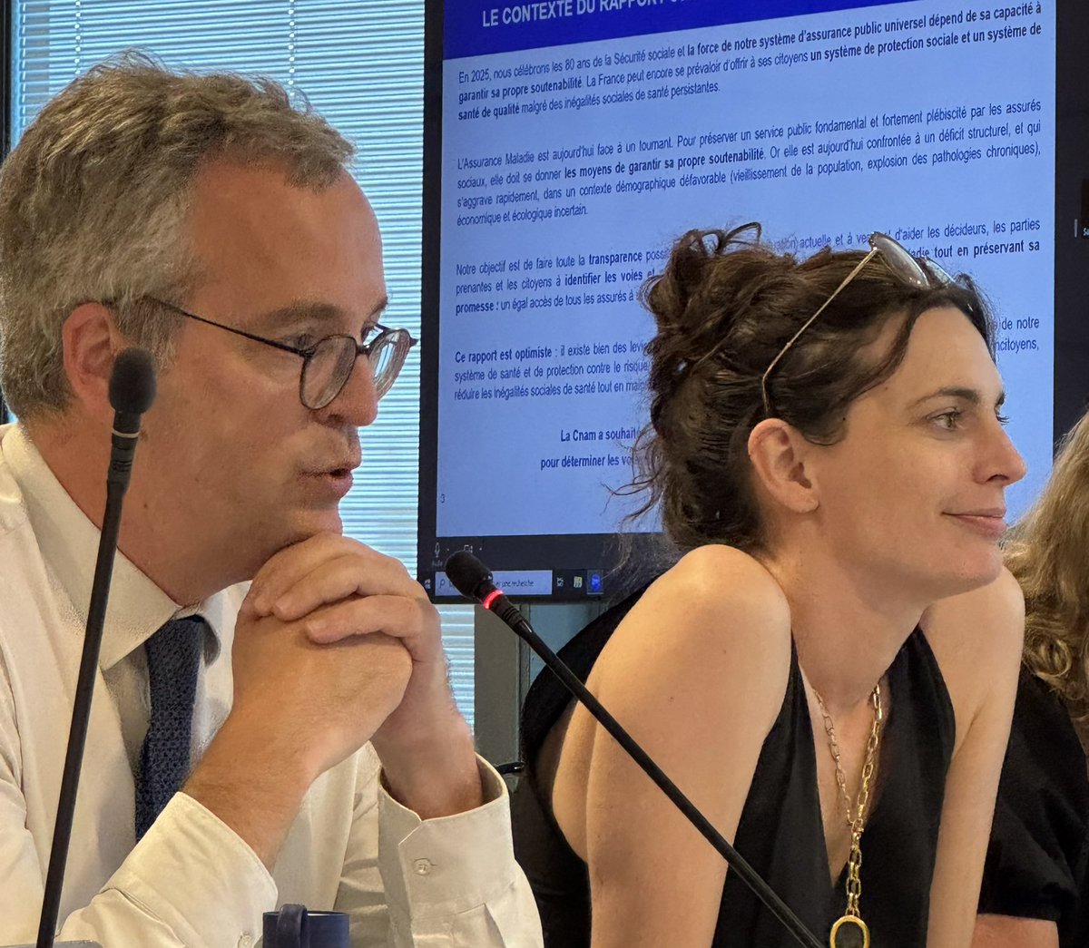 Santé 
Un nouveau métier pour assurer le suivi et la surveillance des patients chroniques 
&gt; L’Assurance maladie se propose d’accompagner la montée en puissance de l’INFIRMIÈRE DE COORDINATION, en particulier au sein des structures d’ exercice coordonnées