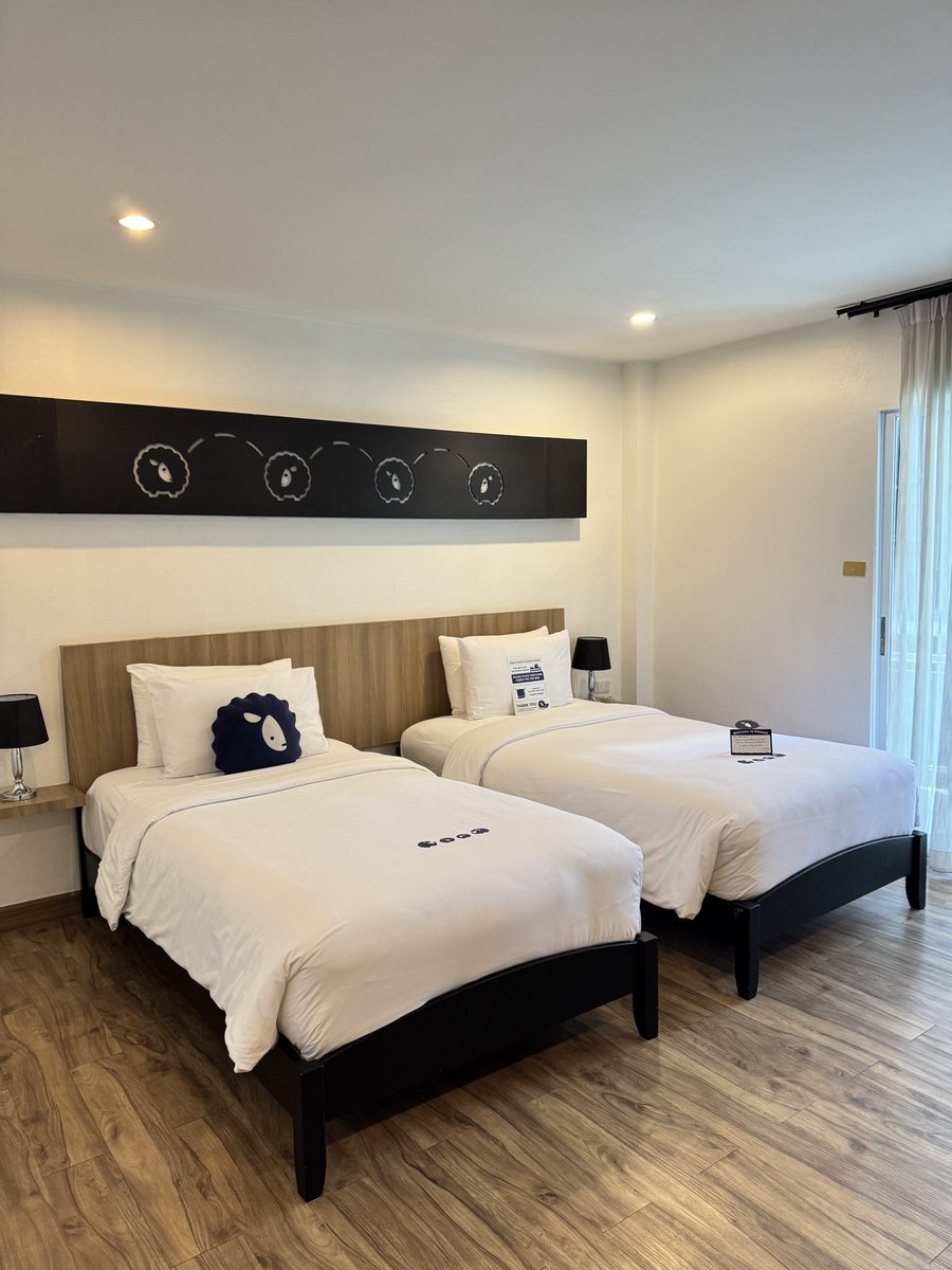 moonfeb23's tweet photo. รีวิวโรงแรม kokotel pattaya north beach โรงแรม eco budget รวมอาหารเช้าแล้วไม่ถึงพัน อยู่ใกล้ terminal 21 ทำเลดี เดินไปเซเว่นได้ รอบๆมีร้านอาหารเพียบ หารกับเพื่อนแล้วไม่ถึง 500 #รีวิวโรงแรม #ททท  #เสพติดโรงแรม https://t.co/qjqY8K0Sbm