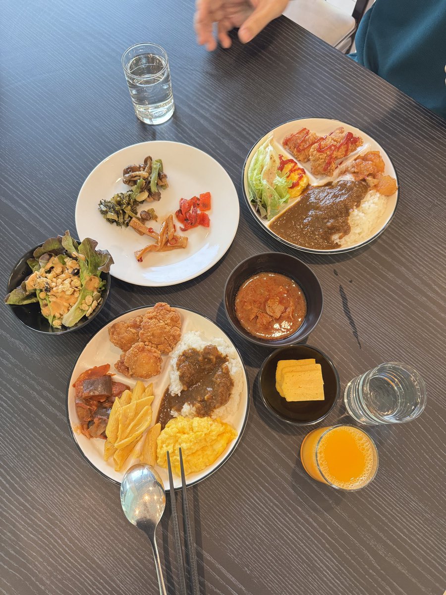 moonfeb23's tweet photo. รีวิวโรงแรม kokotel pattaya north beach โรงแรม eco budget รวมอาหารเช้าแล้วไม่ถึงพัน อยู่ใกล้ terminal 21 ทำเลดี เดินไปเซเว่นได้ รอบๆมีร้านอาหารเพียบ หารกับเพื่อนแล้วไม่ถึง 500 #รีวิวโรงแรม #ททท  #เสพติดโรงแรม https://t.co/qjqY8K0Sbm