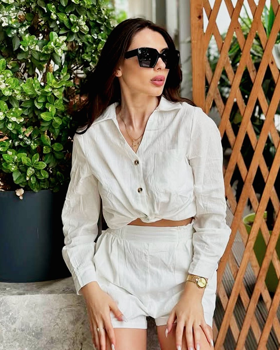 ZeagooOfficial's tweet image. Clean, calm, and confidently cool 🤍⁠
This Zeagoo set is summer’s easiest yes.@salvaridzem⁠
⁠
⁠
#ZeagooStyle #BeDifferentBeYou #ZeagooSS25 #EasyChic #ZeagooInspo #MinimalMood