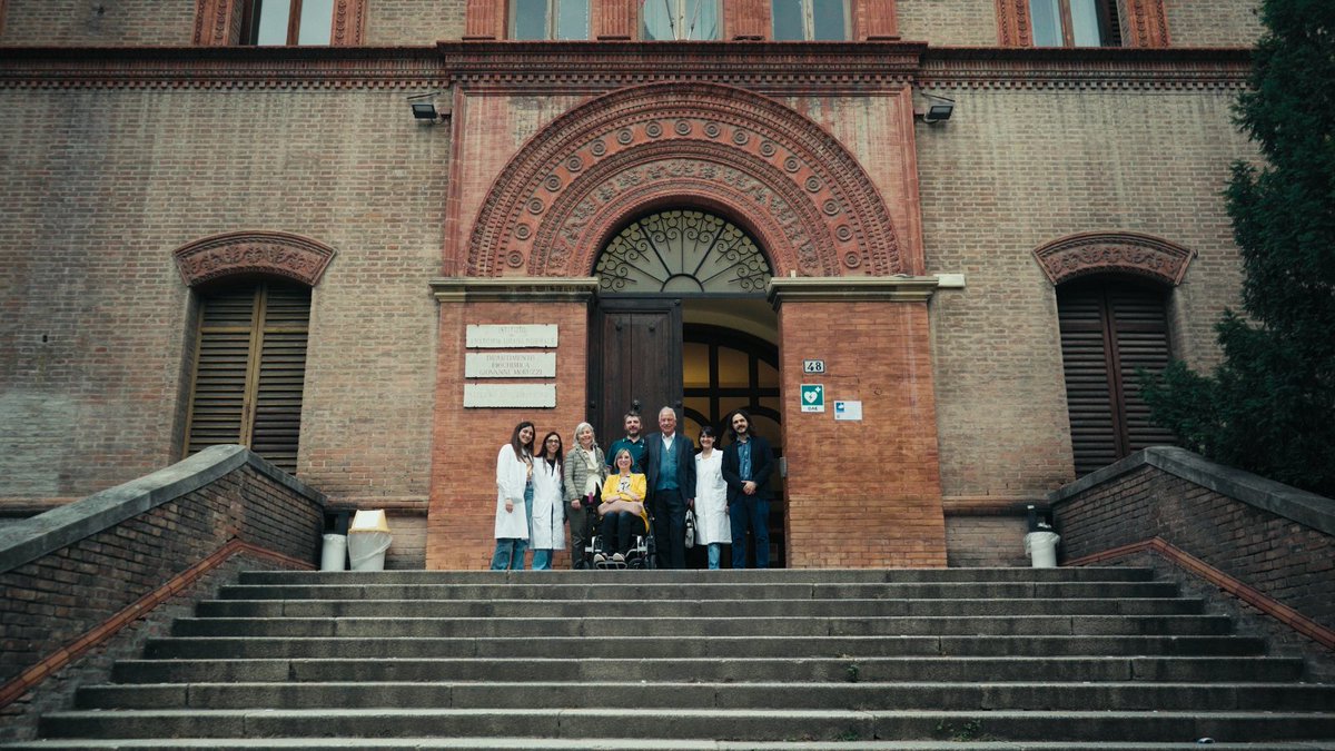🔬Encuentro en la Universidad de Bolonia

Con motivo de nuestro 10º aniversario los miembros de la delegación italiana, Jessica Furlan y Alessio Visintin, entrevistaron al equipo científico que investiga sobre la LGMDD2 y el VIH.

🔗Más detalles aquí: conquistandoescalones.org/2025/06/univer…