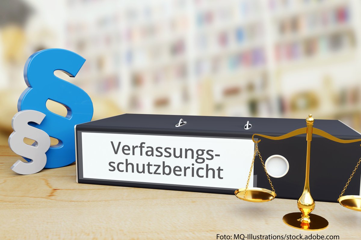 Sachsen-Anhalt (@sachsenanhalt) on Twitter photo Aus dem #Kabinett: Verfassungsschutzbericht 2024: <a href="/MISachsenAnhalt/">MI Sachsen-Anhalt</a>-Ministerin #Zieschang: „In #SachsenAnhalt geht die größte Bedrohung für unser demokratisches Zusammenleben vom Rechtsextremismus aus. Dieser nimmt bei Jüngeren zu & agiert digitaler." ▶️ lsaurl.de/zQw1Ws Aus dem #Kabinett: Verfassungsschutzbericht 2024: <a href="/MISachsenAnhalt/">MI Sachsen-Anhalt</a>-Ministerin #Zieschang: „In #SachsenAnhalt geht die größte Bedrohung für unser demokratisches Zusammenleben vom Rechtsextremismus aus. Dieser nimmt bei Jüngeren zu & agiert digitaler." ▶️ lsaurl.de/zQw1Ws