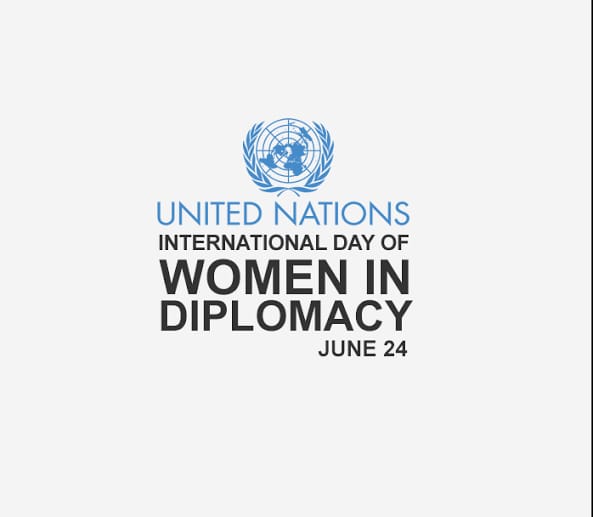 La France réaffirme son engagement pour la parité et la #diplomatiefeministe. Hommage aux femmes diplomates qui font avancer le monde.  🇫🇷
France proudly reaffirms its commitment to parity and #feministdiplomacy. We honour the women shaping global affairs. #WomenInDiplomacy 🇫🇷
