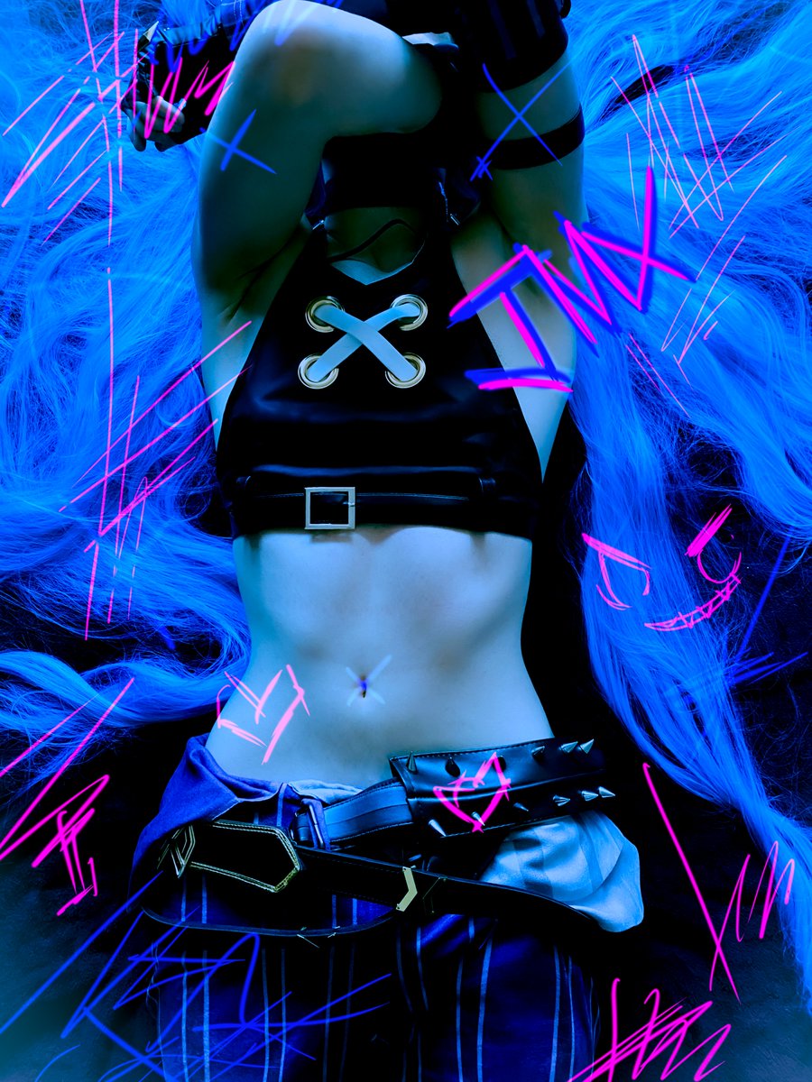 Jinx Cosplay 💙

This is my first cosplay ever!

#Jinx #arcane #timebomb