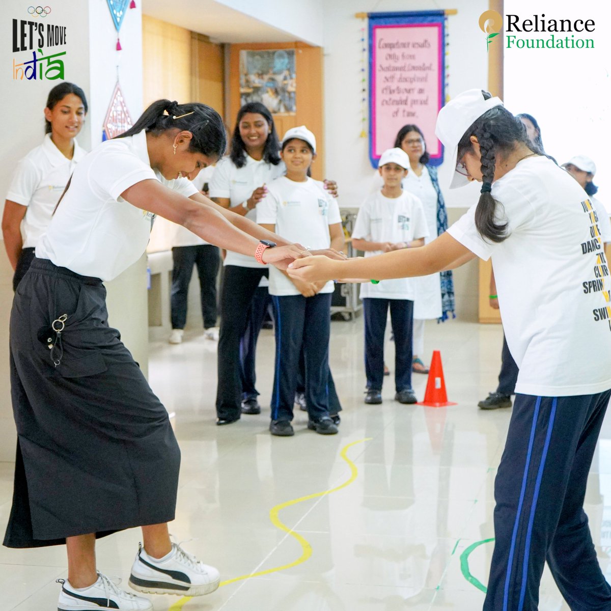 RFYouthSports's tweet photo. 𝗧𝗵𝗲𝘀𝗲 +𝟭 𝗯𝘂𝗱𝗱𝘆 𝗺𝗼𝗺𝗲𝗻𝘁 𝘄𝗶𝗻 𝗵𝗲𝗮𝗿𝘁𝘀. ❤️

#RFSports #OlympicDay #LetsMoveWithRF #LetsMoveIndia https://t.co/nHO4WvtNIM
