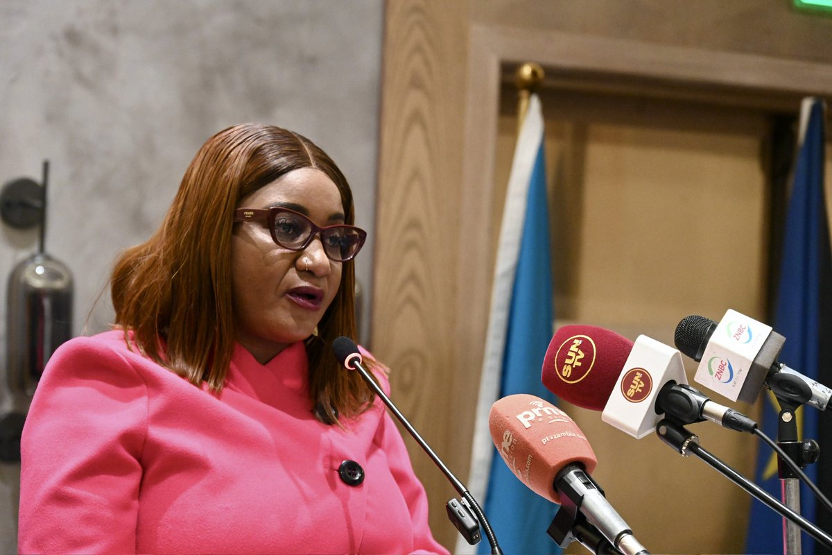 Joining Forces Alliance (JFA) Chairperson, Antoinette Ngoma speaks at the opening ceremony of the International Consultation on Child Helplines Conference

#ChildProtection #JoiningForcesAlliance #ForChildrenInCrisis
