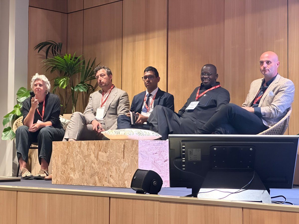 PasteurDakar's tweet image. The Institut Pasteur de Dakar is proud to join the @PasteurNetwork 's international meeting on wastewater surveillance, June 24–25 in Lille.
Dr. Abdourahmane Sow will speak on routine monitoring vs. outbreak detection.
#IPDakar #WastewaterSurveillance #OneHealth