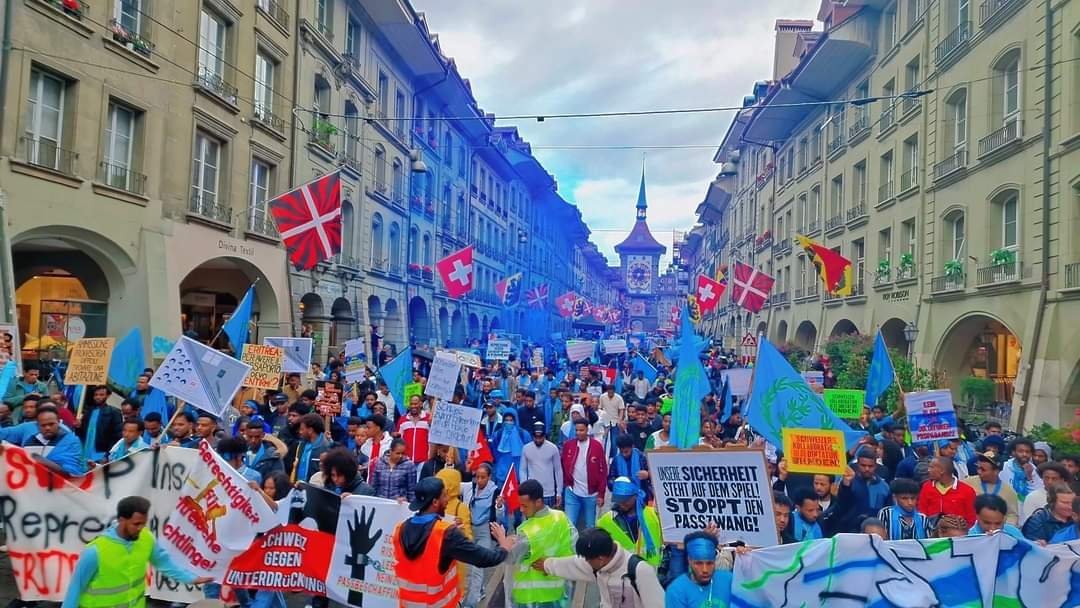 Ablel Yemane (ዓብለል) ሕጋዊ 🇨🇭 (@ablelyemane) on Twitter photo Our struggle doesn’t end in exile.
In #Switzerland and beyond, we are building a democratic alternative to Eritrea’s dictatorship.
We are organized, committed, and determined. ✊🏽
#TransnationalRepression
#Eritrea #BlueRevolution
#NoMorePFDJTerror
<a href="/ONU_fr/">Nations Unies (ONU)</a> <a href="/hdcentre/">Centre for Humanitarian Dialogue</a> <a href="/CrisisGroup/">Crisis Group</a> Our struggle doesn’t end in exile.
In #Switzerland and beyond, we are building a democratic alternative to Eritrea’s dictatorship.
We are organized, committed, and determined. ✊🏽
#TransnationalRepression
#Eritrea #BlueRevolution
#NoMorePFDJTerror
<a href="/ONU_fr/">Nations Unies (ONU)</a> <a href="/hdcentre/">Centre for Humanitarian Dialogue</a> <a href="/CrisisGroup/">Crisis Group</a>