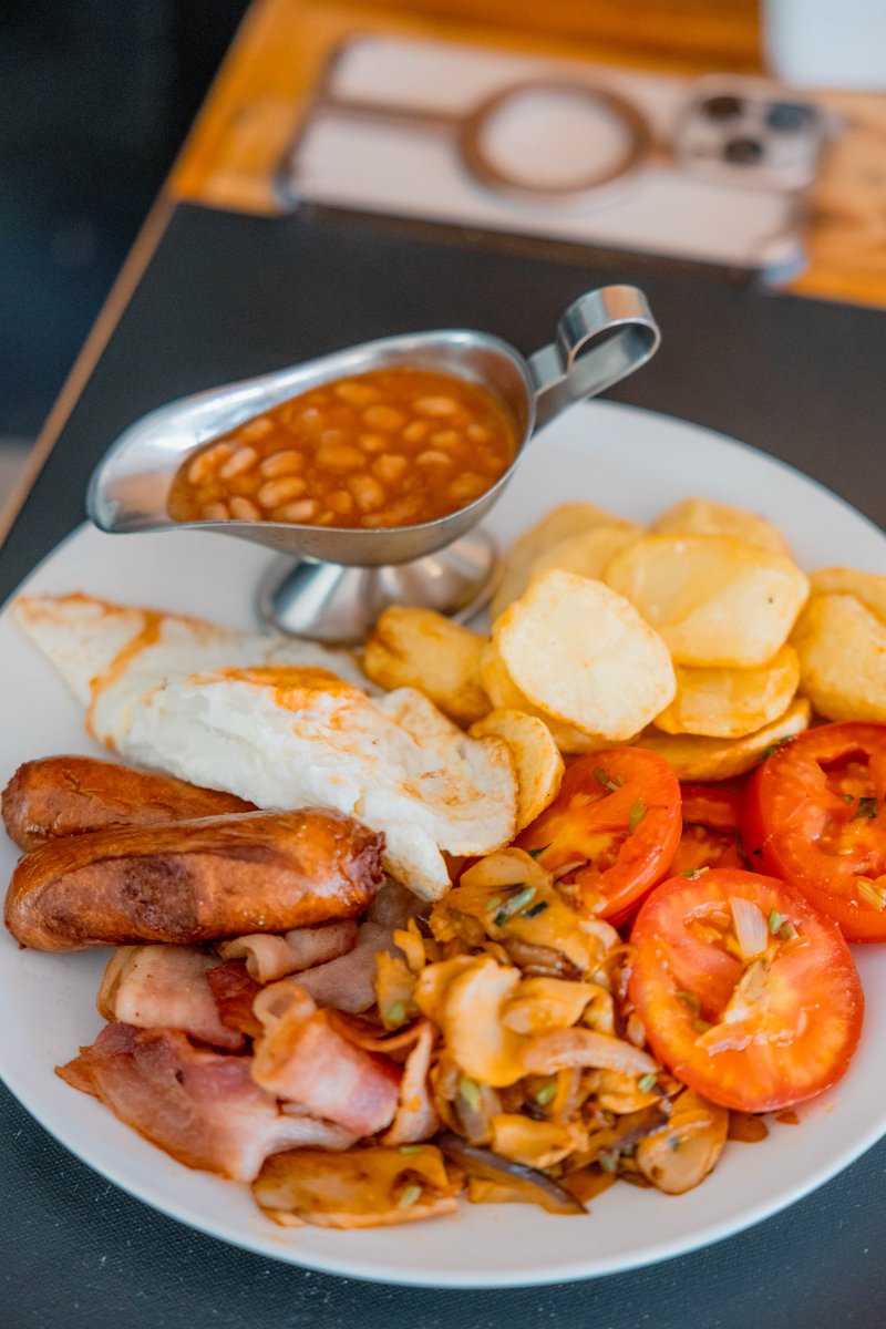 AcaciaCountryIn's tweet photo. Starting the day with a full English breakfast extravaganza!
Fried eggs, sausages, bacon, grilled tomatoes, sautéed mushrooms, fried potatoes, and baked beans - we've got it all!
Come fuel up with us!
#breakfastperfection #fullenglishbreakfast https://t.co/ezA4b8VsEX
