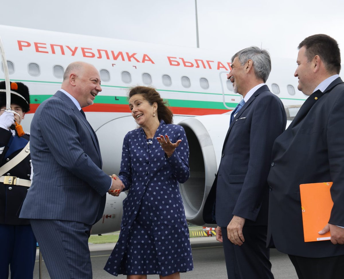 R_JeliazkovPM's tweet image. Arrived in the Netherlands to join NATO leaders for the 2025 Summit in The Hague. Over the next two days, we will focus on strengthening collective defence, boosting NATO’s industrial capacity, increasing defence spending, and ensuring long-term support for Ukraine. #NATOSummit