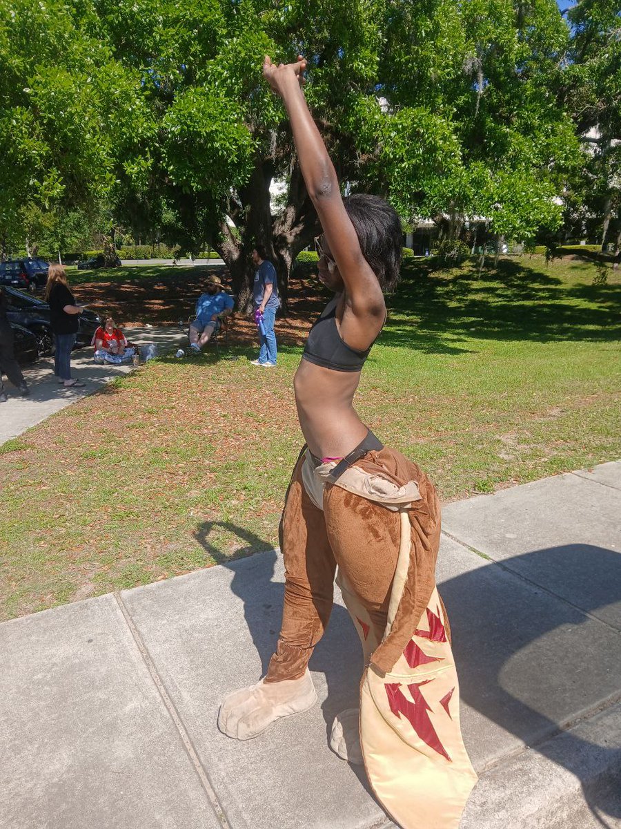 AT_Suits's tweet image. Post workout (fursuiting)