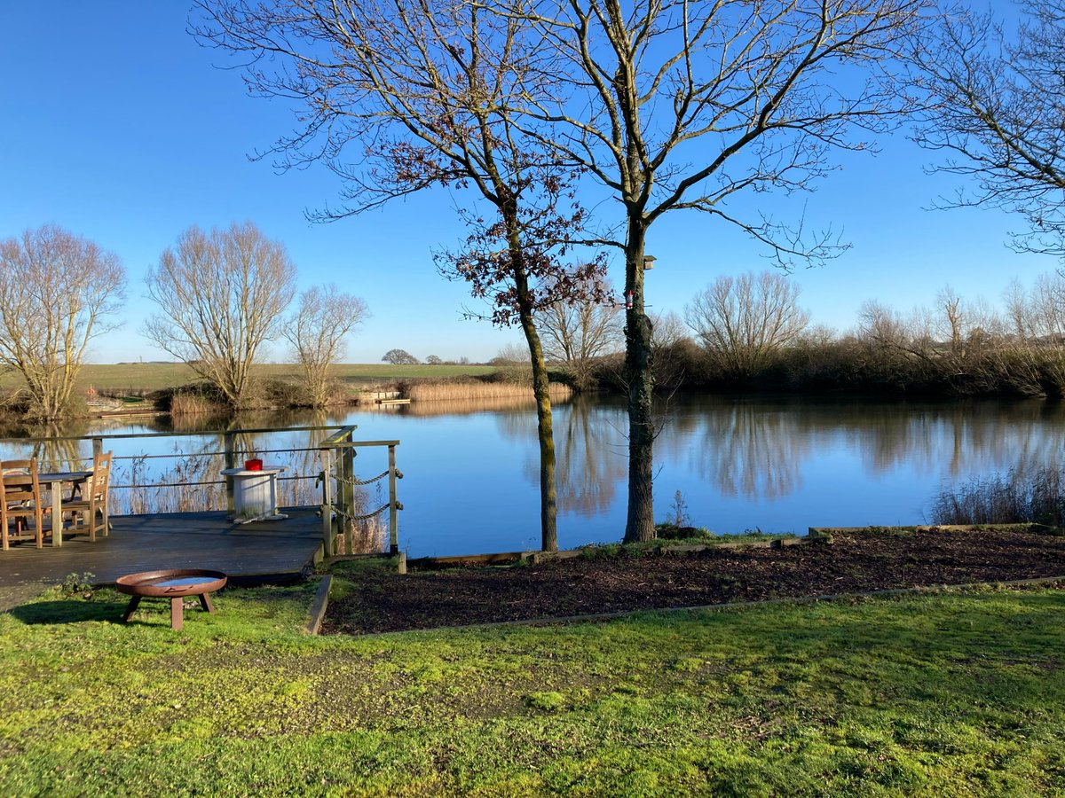 EPUTNHS's tweet image. A fishing programme for people experiencing mental health conditions including post-traumatic stress disorder and depression has been highly commended in a national award scheme.
Read more at ow.ly/U8ns50WfozJ
@Uni_of_Essex