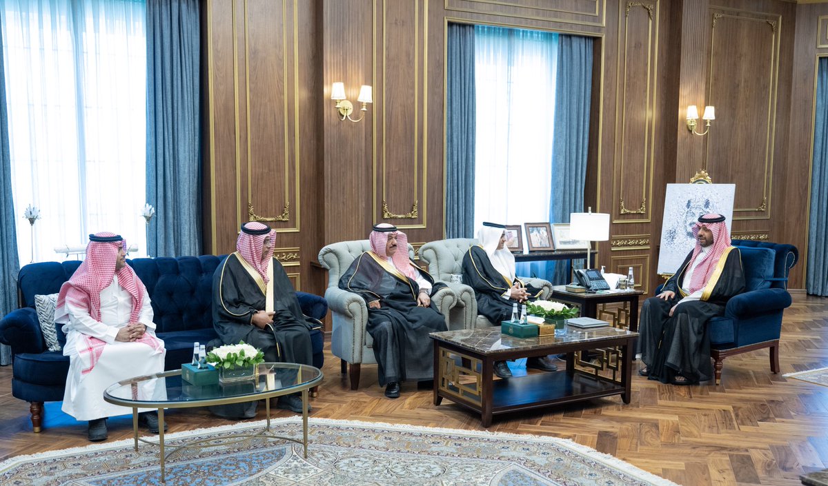 إمارة منطقة الحدود الشمالية (@northbordersa) on Twitter photo سمو #أمير_الحدود_الشمالية يتسلّم التقرير السنوي لأداء مطارات المنطقة لعام 2024 .
spa.gov.sa/N2345758 سمو #أمير_الحدود_الشمالية يتسلّم التقرير السنوي لأداء مطارات المنطقة لعام 2024 .
spa.gov.sa/N2345758