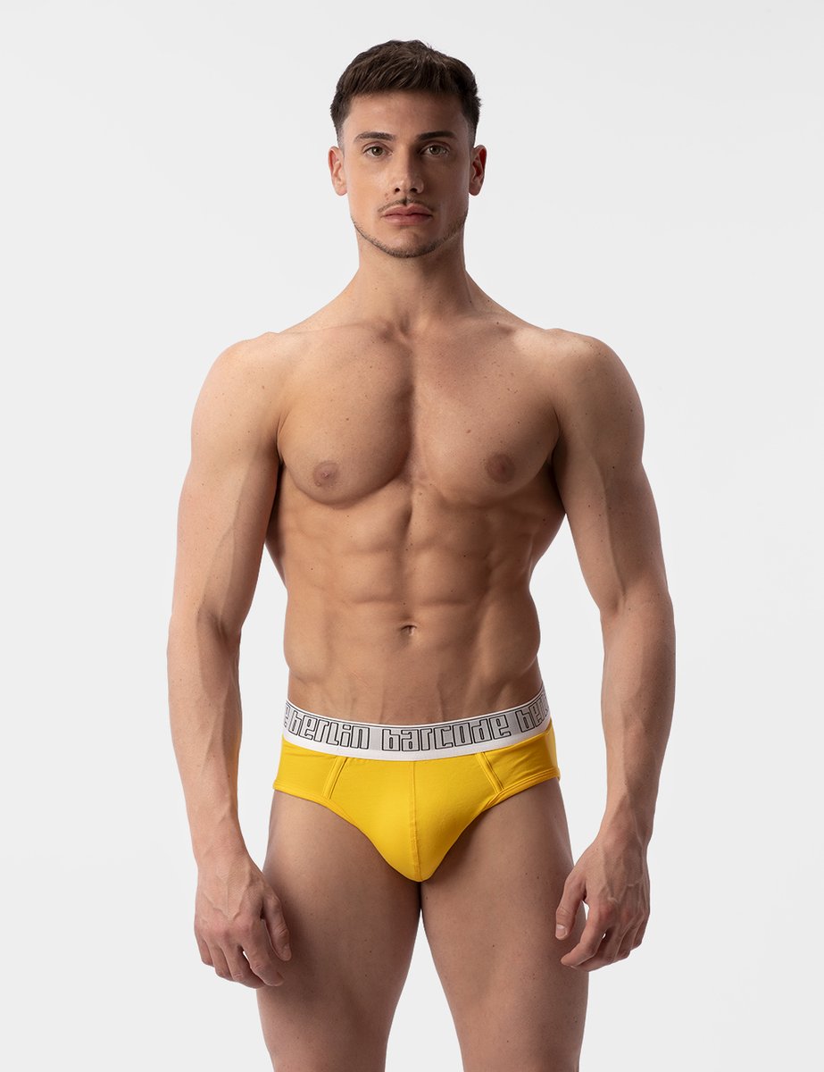 Vibrant yellow cotton fabric that radiates energy and warmth, combined with a crisp white waistband that adds a striking contrast, enhancing the overall aesthetic. Check out the Nad Briefs:
menandunderwear.com/shop/underwear…

#yellow #briefs #cotton #mensfashion #BrightenUpYourDay