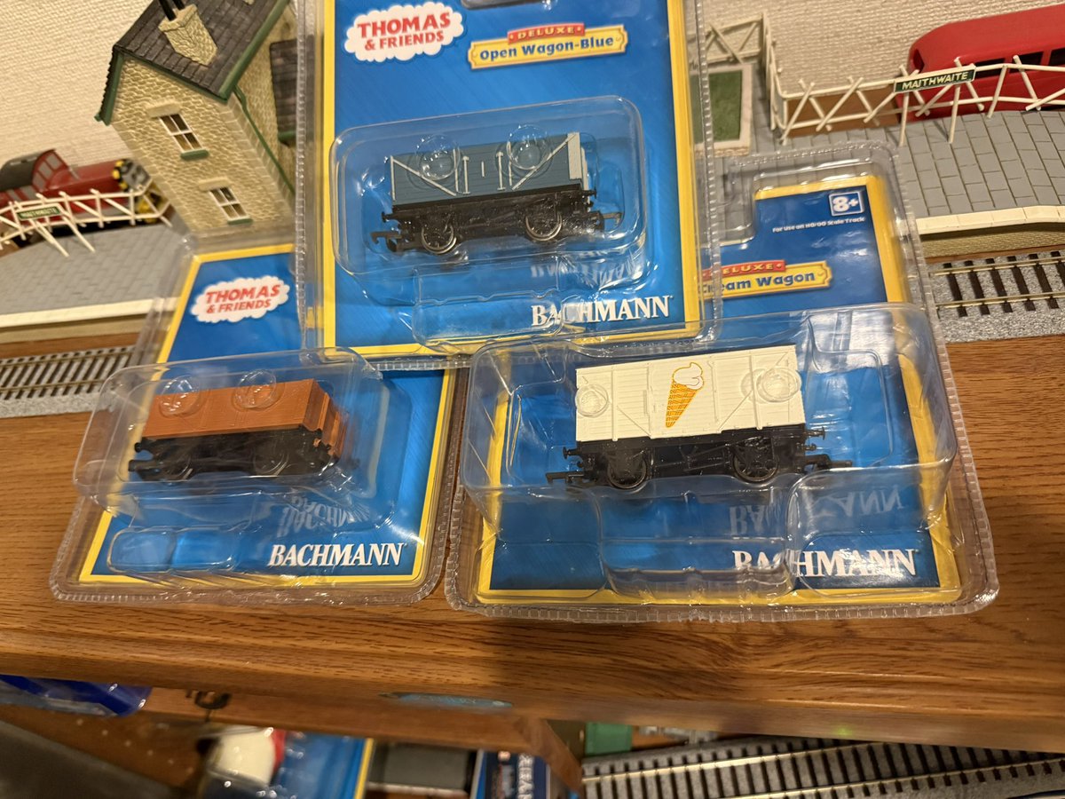 新品未開封の廃盤品たちを購入