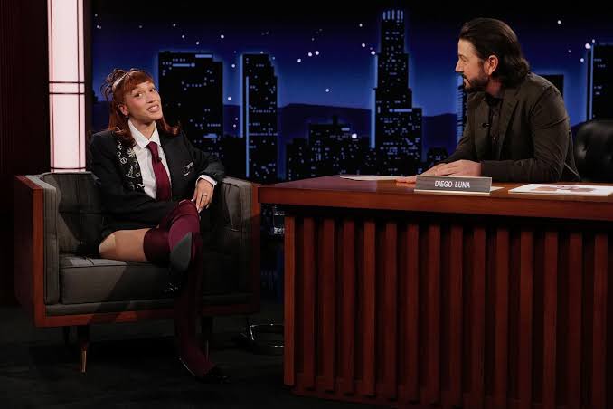 GilbertoBrenis's tweet image. #DiegoLuna sobrevivió su primera noche como conductor suplente dd #JimmyKimmel, labor que realizará toda la semana. En su primera emisión tuvo de invitados a #PattonOswalt, #AdriaArjona y #Nezza.