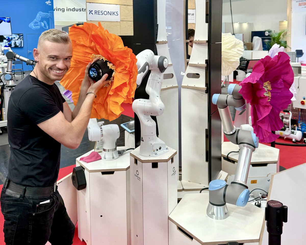 ComNets Chair at TUD tweet media