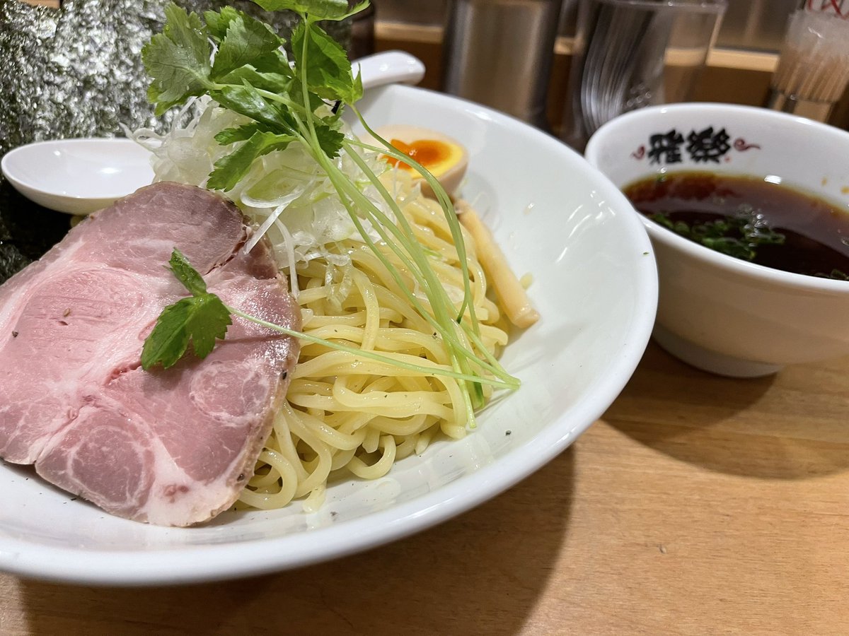 BouzuKou's tweet photo. 日曜日、3ヶ月ぶりに雅楽さん行った🔥
グリーンカレーみそラーメン、すごい美味しかった🔥 https://t.co/ZqqLwdRsbd