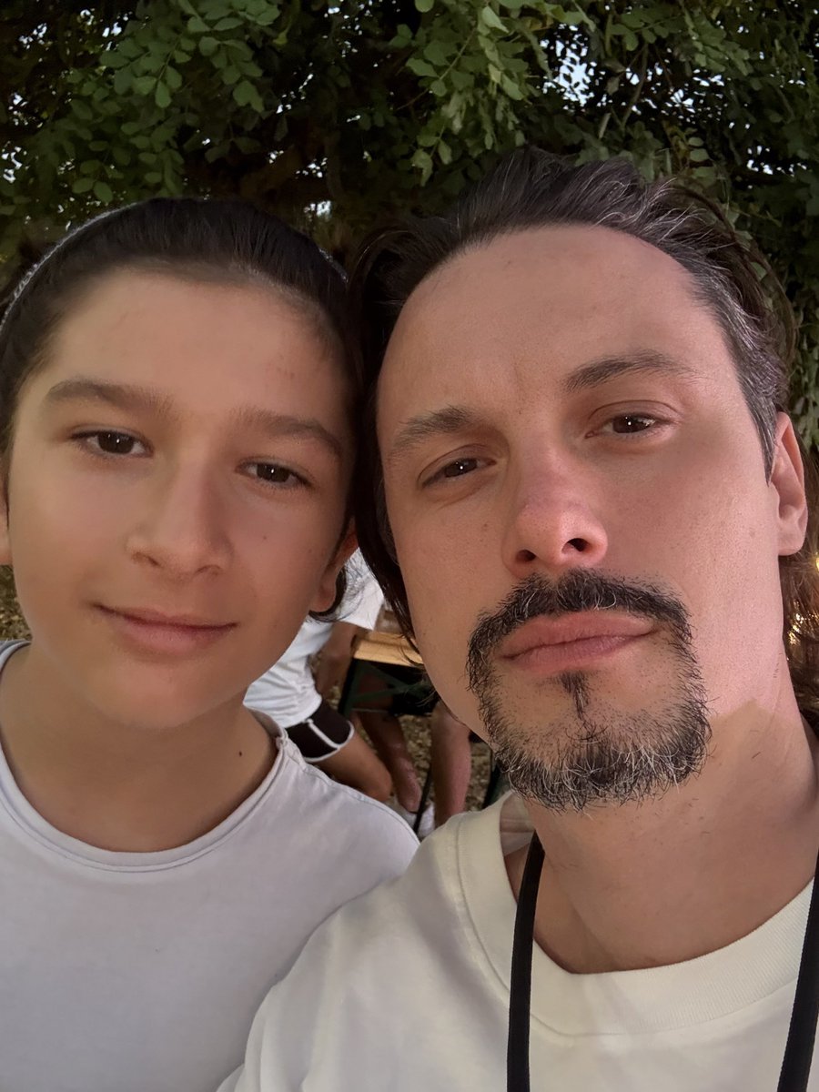 IanCarpenter_'s tweet image. #twittamibeautiful #24giugno
2 attori 😆😆