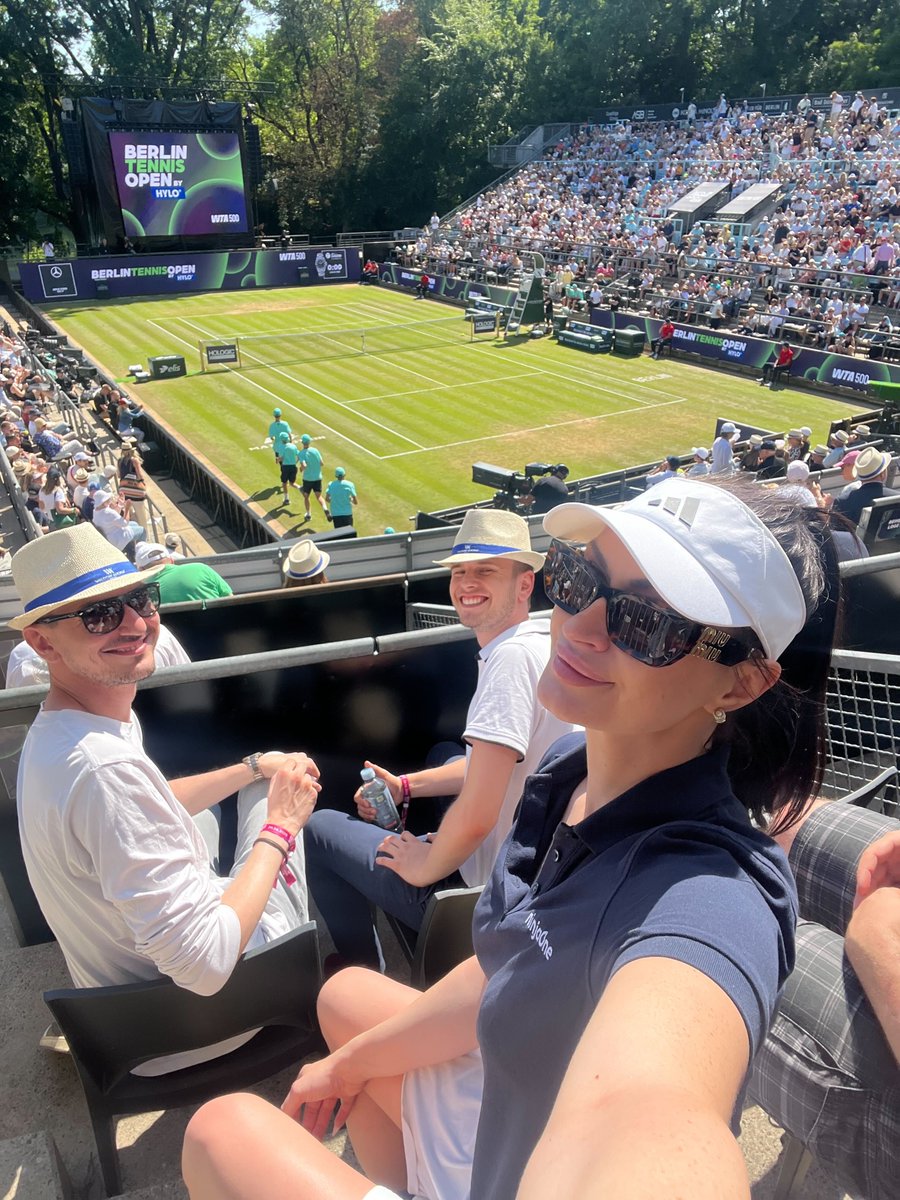 Tennis, sun, and MSPs—what more could you ask for? 🎾 
Catching the WTA 500 quarter-finals last week in Berlin at the legendary Steffi Graf Stadium with our partners was incredible.