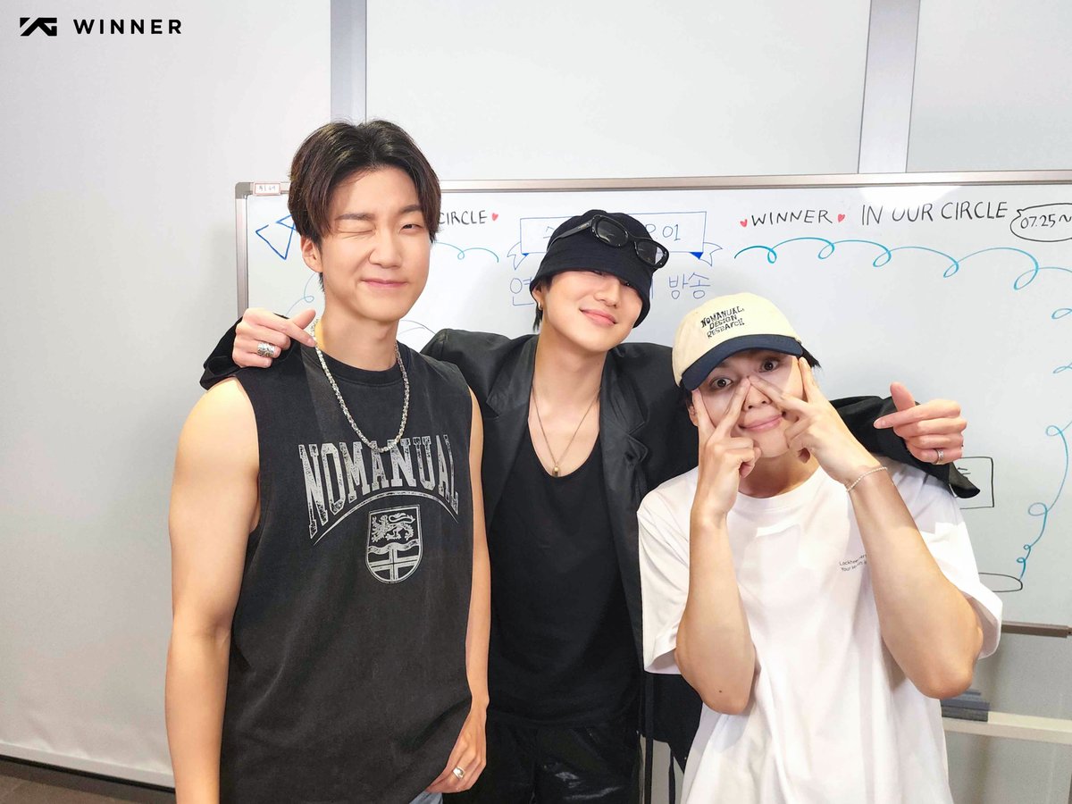 #THANKUINNERCIRCLE

연습 전 모여서 드레스코드 정하고
밸런스게임 하다가 지각 벌칙 정하고
센터 투표까지 하게 된 사건 🙄

센터 요일제! 승진승TV 많은 사랑 부탁드려요💙

📺 weverse.io/winner/live/4-…

#WINNER #위너 #승승TV시즌2
#WINWINTVS2 #EP1