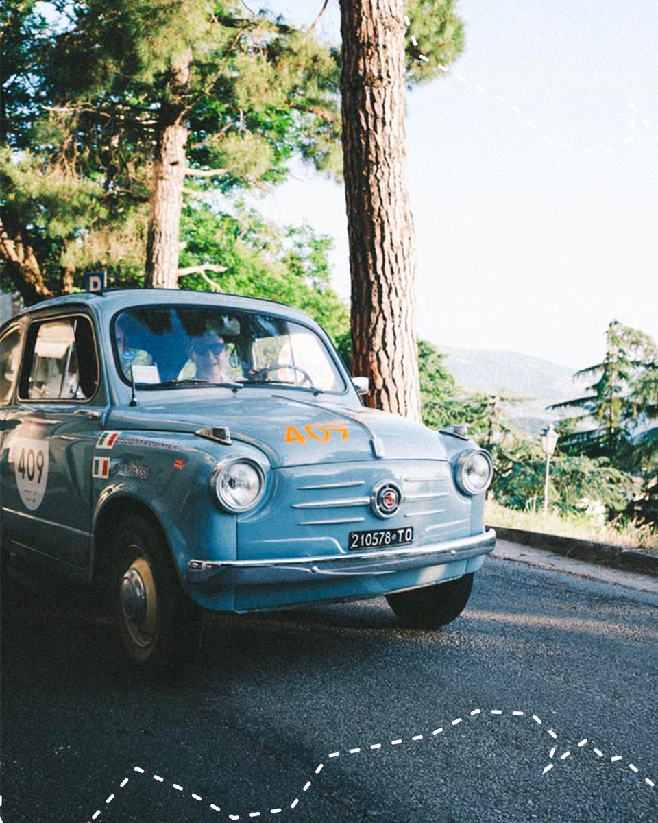 El Fiat 600 sigue dando de qué hablar como coche de apoyo en la 1000 Miglia.
Brescia espera, una última bandera, una última oportunidad para conocer el Fiat 600.

#TheDayIMet600
#Fiat600
#1000Miglia2025
#ViaggioInItalia