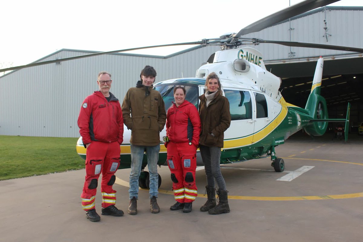 🎬Tonight on Channel 5!

Don't miss Dr Rachel and paramedic Mike on Reuben Owen: Life in The Dales at 8pm.

Miles Owen and his mother Amanda Owen visited our base to thank the team who helped Miles when he had a diabetic emergency on Ravenseat Farm.

greatnorthairambulance.co.uk/our-work/news/…