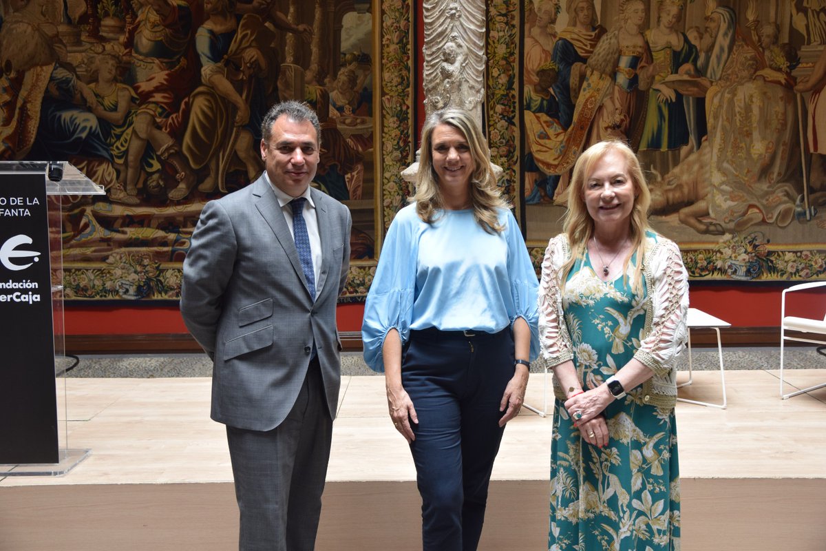 Esta mañana hemos tenido el placer de contar en Zaragoza con la nueva presidenta de <a href="/cepyme_/">CEPYME</a>, Angela de Miguel, en el Encuentro Empresarial organizado por <a href="/heraldoes/">Heraldo de Aragón</a>  e <a href="/ibercaja/">Ibercaja</a> en el que ha analizado la situación actual del tejido empresarial.