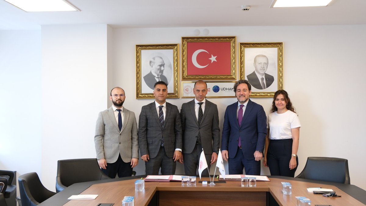 UDHAM-EH-2024-01 “Herkes İçin Engelsiz Ulaşım” çağrı programı kapsamında destek hakkı kazanan Hinda Akıllı Şehir Teknolojileri ile Başkanlığımız arasında Ar-Ge destek sözleşmesi imzalandı.♿
<a href="/hindasct/">Hinda Akıllı Şehir Teknolojileri</a>