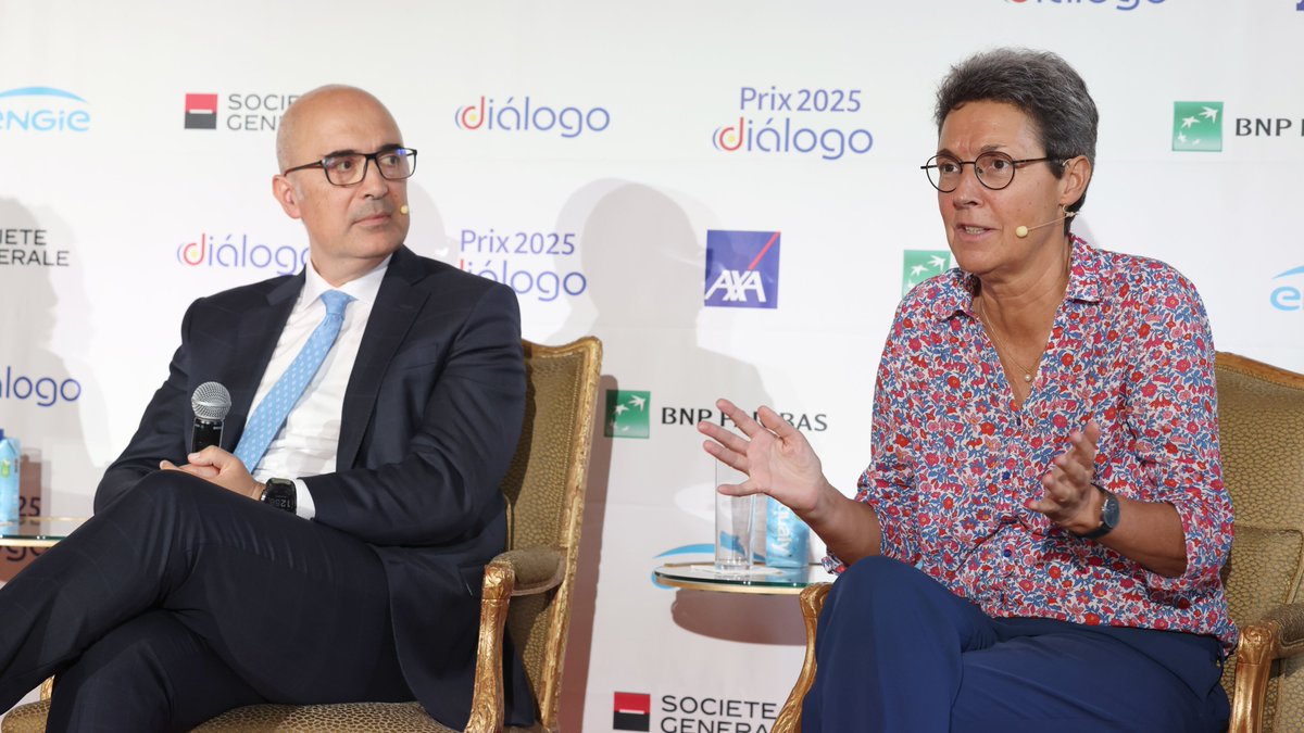 🇫🇷 🏛️Ayer, la Embajadora de Francia <a href="/kareen_rispal/">Kareen Rispal</a> nos acogió en la Residencia para la rueda de prensa de #PrixDiálogo2025 con los representantes de <a href="/Airbus/">Airbus</a> Catherine Jestin y Francisco Javier Sánchez Segura.

🙏Gracias al equipo de <a href="/france_espagne/">La France en Espagne 🇫🇷🇪🇸</a>

#PrixDialogo #Airbus