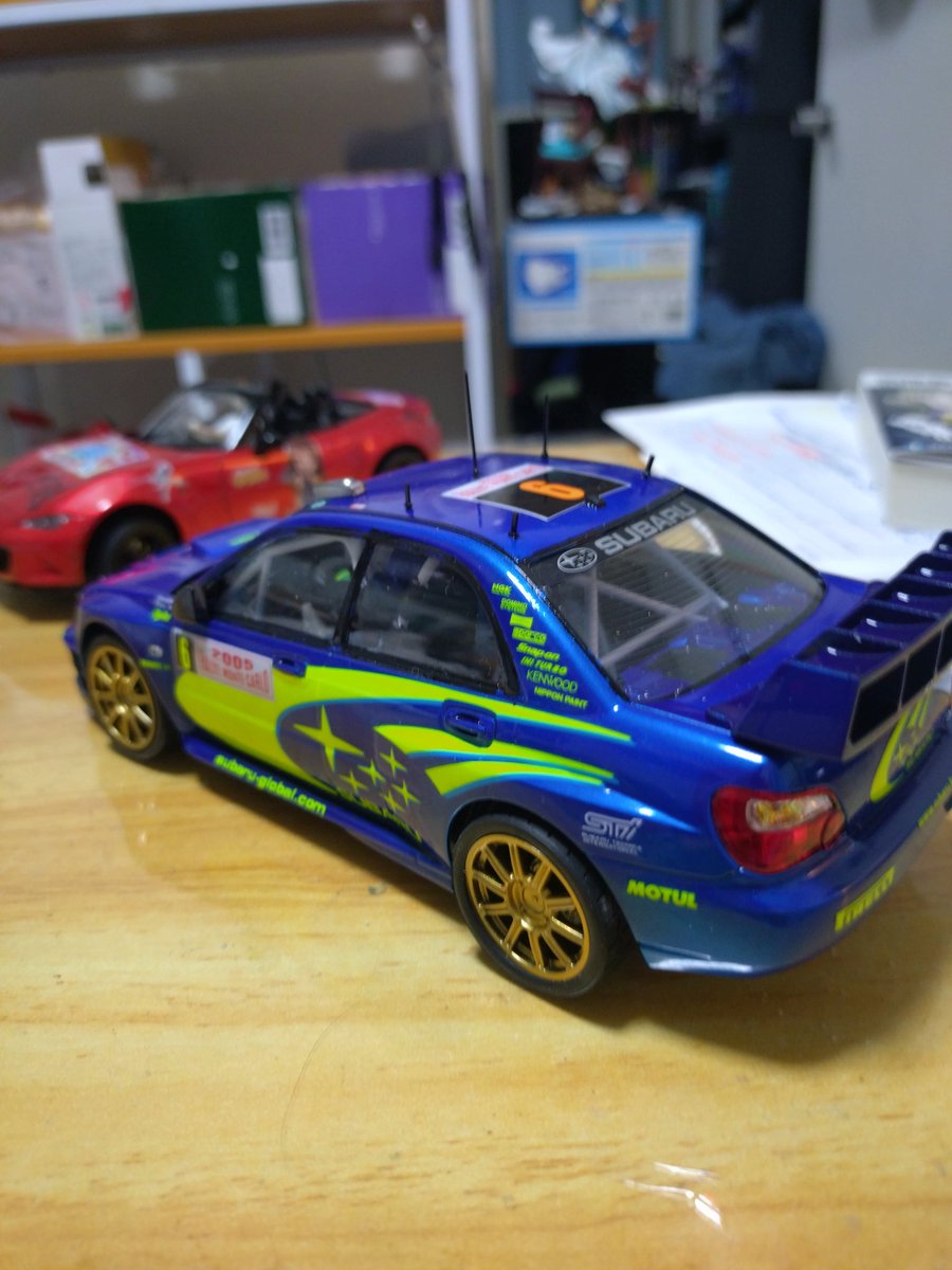 タミヤ1/24スバル　インプレッサWRC
カーモデルを本気で製作してみたキット、最後の最後にヘッドライト曇らせたのが残念😓
ついついドライバーを乗せたくなるのはキャラクターモデラーの性か😅
