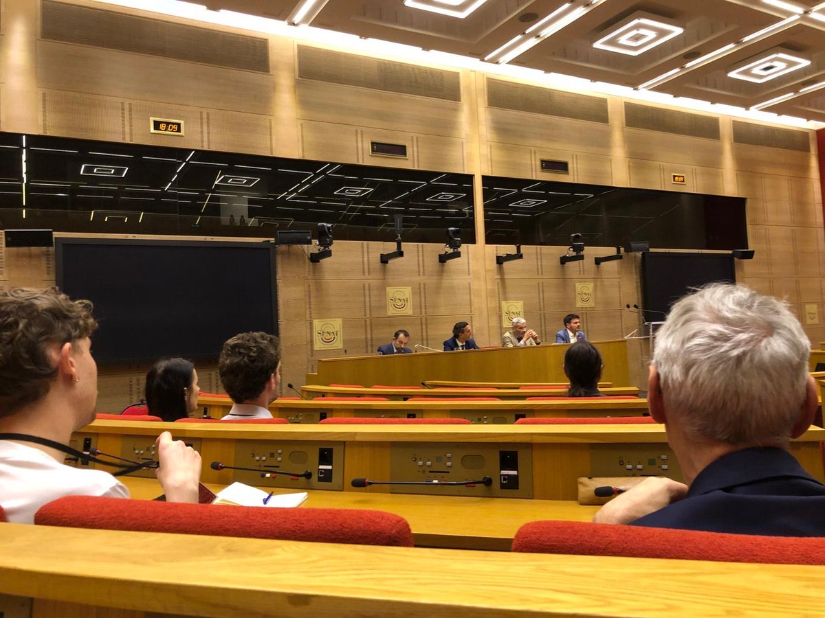 Institut Valmy tweet media