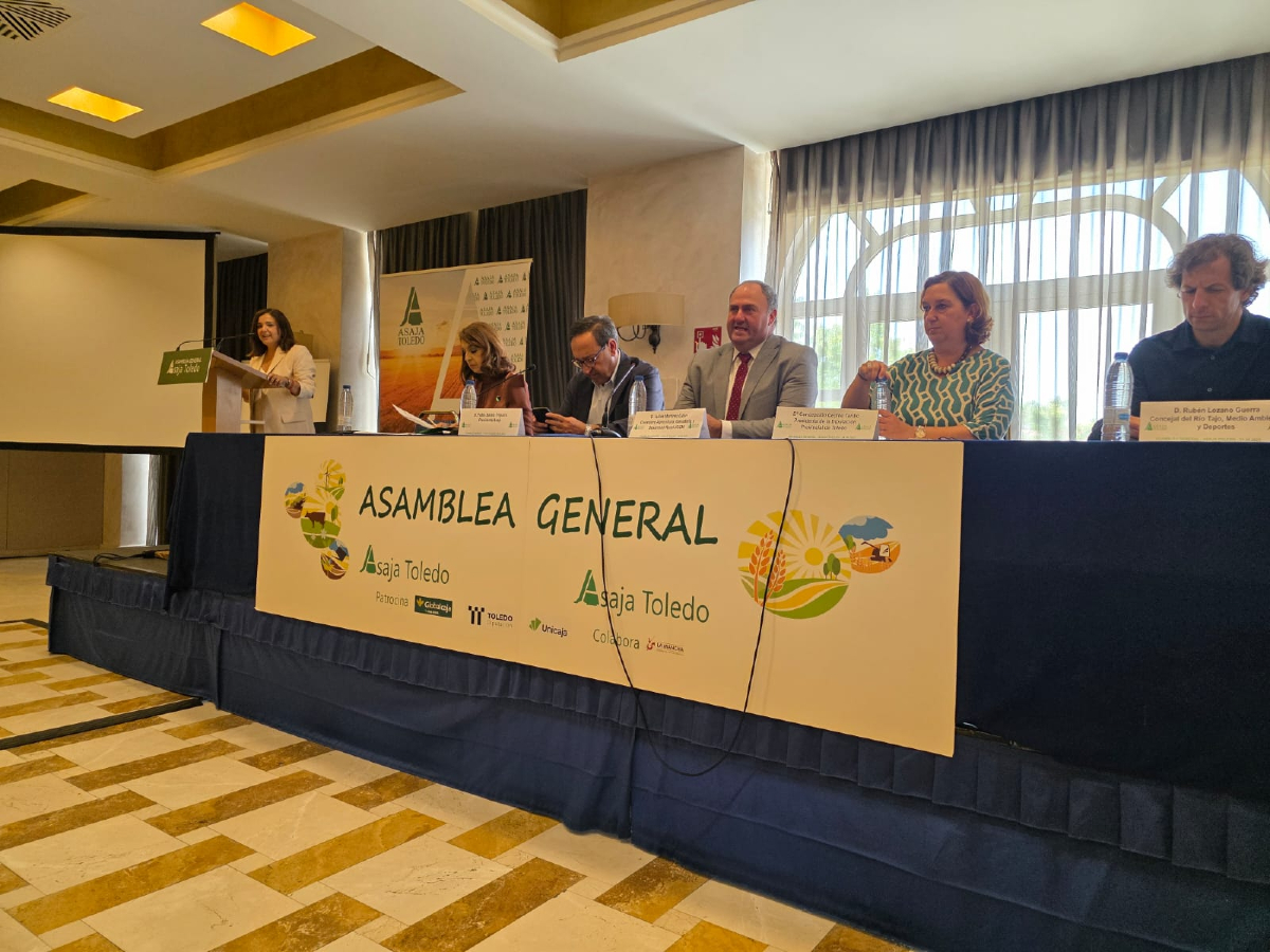 PSOE Provincia de Toledo (@psoetoledo) on Twitter photo 🌾 Compañeros y compañeras de la provincia han asistido a la clausura de la Asamblea General de <a href="/AsajaToledo/">Asaja Toledo</a> .
🤝 Un espacio de diálogo y compromiso con el presente y el futuro del campo toledano. 🌾 Compañeros y compañeras de la provincia han asistido a la clausura de la Asamblea General de <a href="/AsajaToledo/">Asaja Toledo</a> .
🤝 Un espacio de diálogo y compromiso con el presente y el futuro del campo toledano.