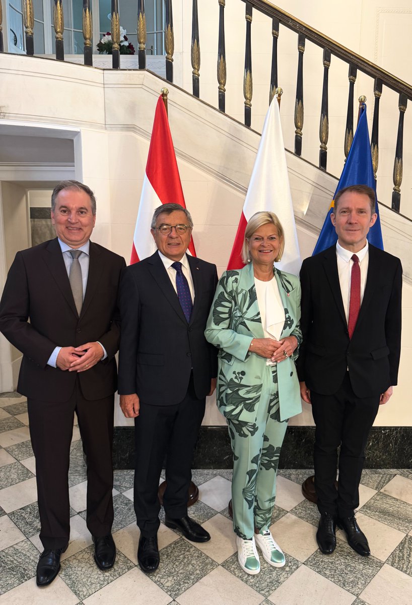 Botschaft der Republik Polen in Wien tweet media