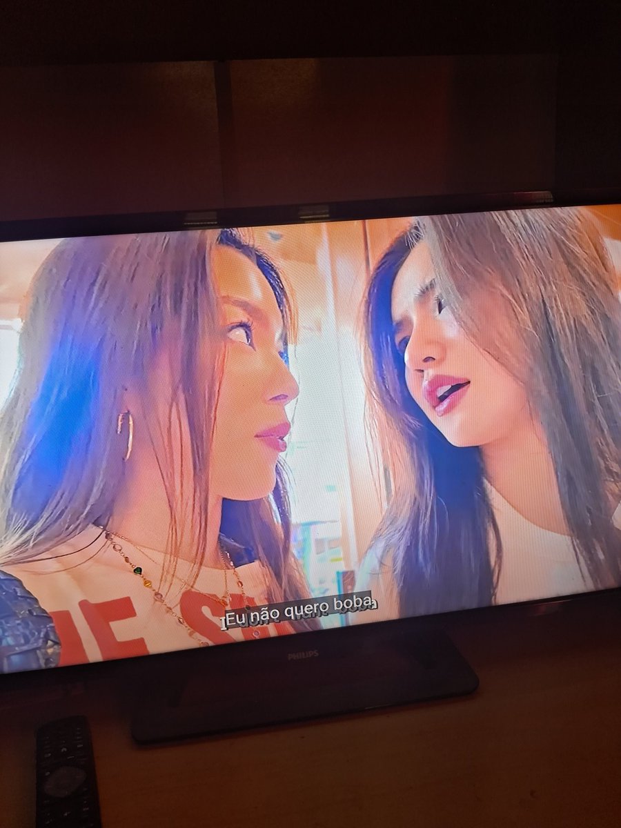 Love_XoNa's tweet photo. Tô aqui de folga e assistindo os amores da minha vida 🥰🫶🏼
#SAYSOEPISODE4
#xona #โซน่า https://t.co/uEHeSPEd75
