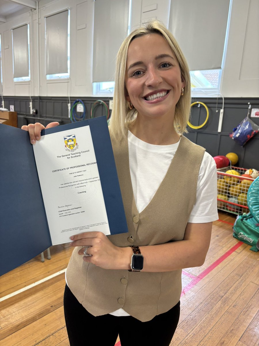 minniemilto's tweet photo. Out and about this morning presenting @gtcs professional recognition in Coaching certificates @SwintonPrimary @GIC_Glasgow Congratulations to you both 👏🏻👏🏻 https://t.co/LgeIugRITD