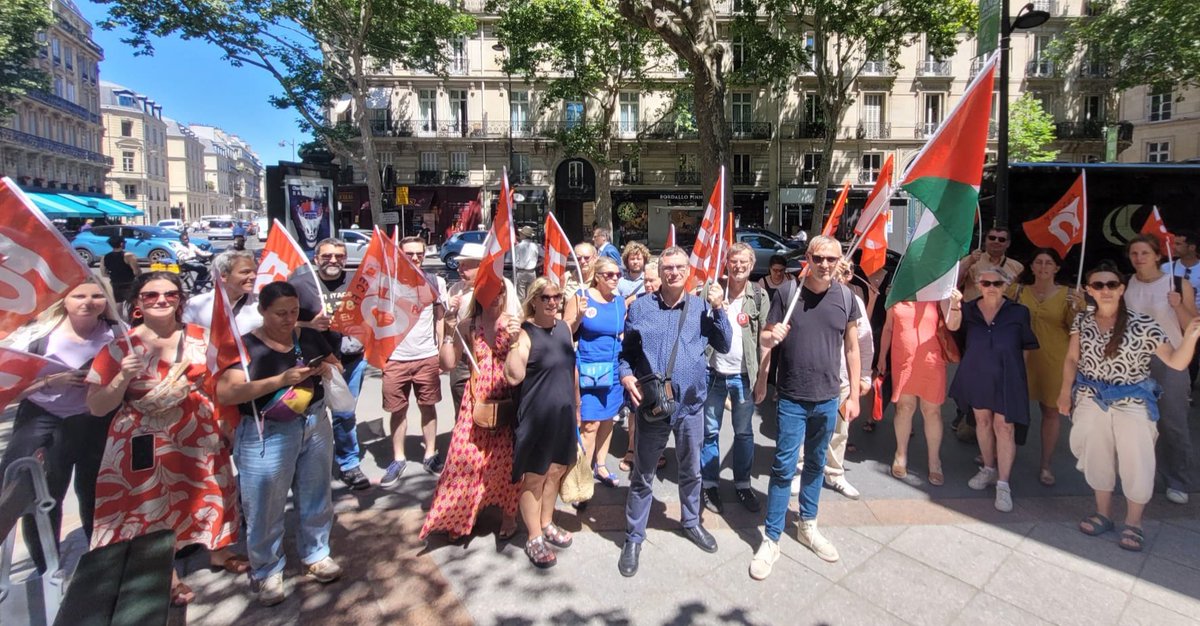 La FNEC FP-FO s'est rendue au ministère ce mardi 24 juin, pour exiger la levée de la sanction pour notre collègue qui a observé une #MinuteDeSilencePourGaza. On n'accepte pas ! On ne lâchera pas !