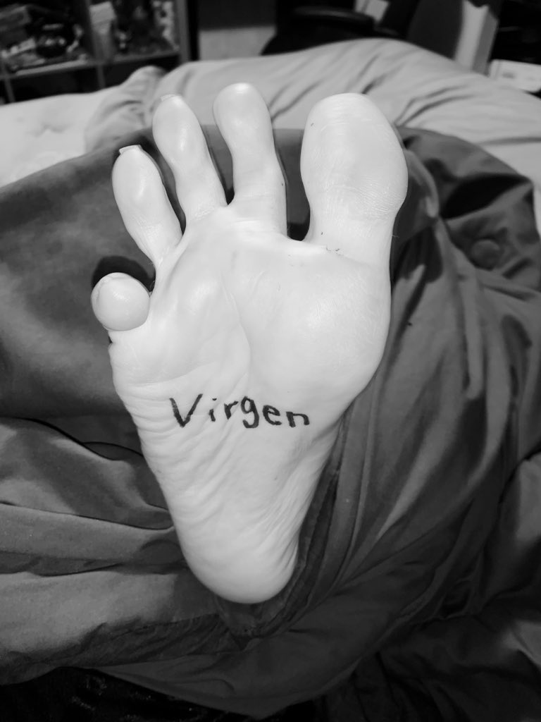 Based Feet 👣 tweet media