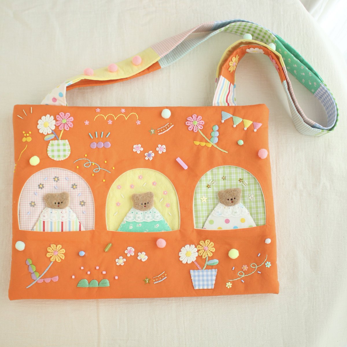 m o ë 🌼 tweet media