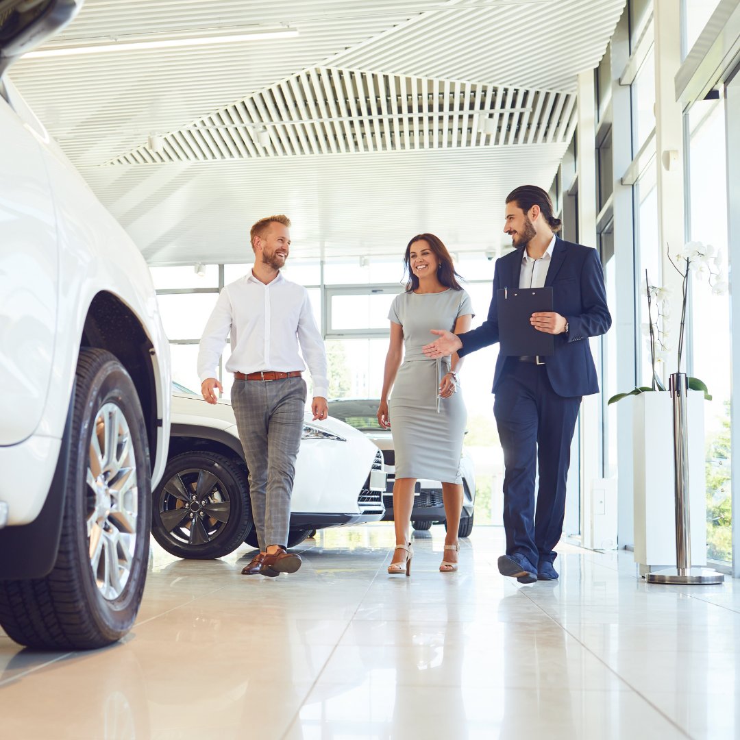 reyreycareers's tweet image. Do you know what a dealer principal or F&amp;amp;I manager does? 👔💬 Learn who’s who on the front-end of a dealership and what they do in Part 2 of our dealership &quot;Learn the Lingo&quot; series: hubs.la/Q03q0_js0
#reyreylife #dealerlingo #learnthelingo