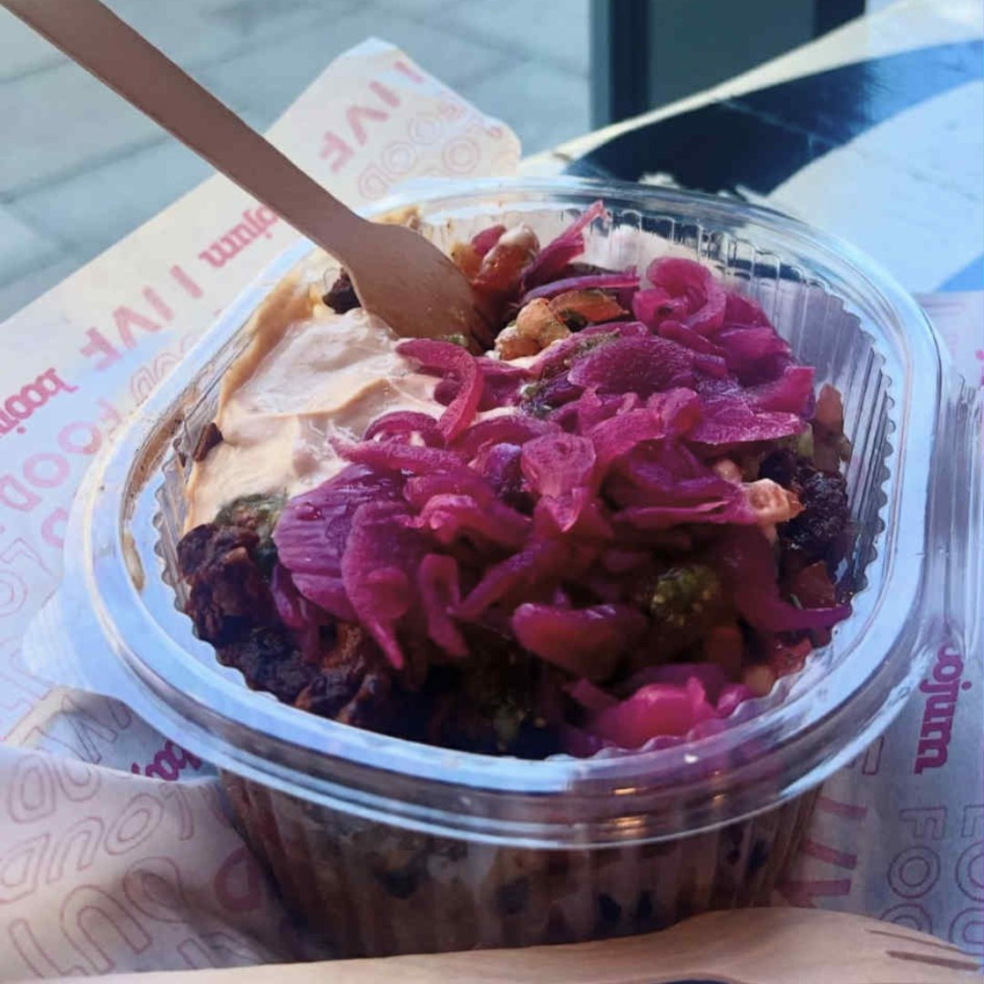 Pickled onions, love 'em or hate em? 

📸<a href="/dublin/">❤️‍🩹</a>.vegan