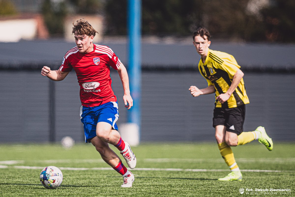 🔚 W ostatnim meczu sezonu juniorzy starsi Rakowa pokonali Pomologię Prószków 12:2.

Medaliki w końcowej klasyfikacji grupy C Ligi Makroregionalnej U-19 zajęli 2. pozycję.

Relacja ➡ bit.ly/44ggPwK