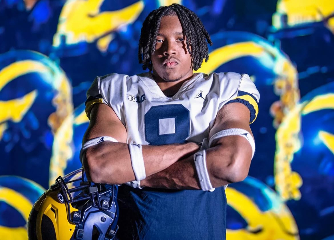 Brice Marich (@bricemarich) on Twitter photo #Michigan DL commit McHale Blade (<a href="/McHaleBlade/">McHale Blade</a>) wanted to help recruit for Victors Weekend and talks about his efforts there (VIP)
"It felt like hanging out with a bunch of other extensions of myself. We could definitely see us teaming in the future."
247sports.com/college/michig… #Michigan DL commit McHale Blade (<a href="/McHaleBlade/">McHale Blade</a>) wanted to help recruit for Victors Weekend and talks about his efforts there (VIP)
"It felt like hanging out with a bunch of other extensions of myself. We could definitely see us teaming in the future."
247sports.com/college/michig…