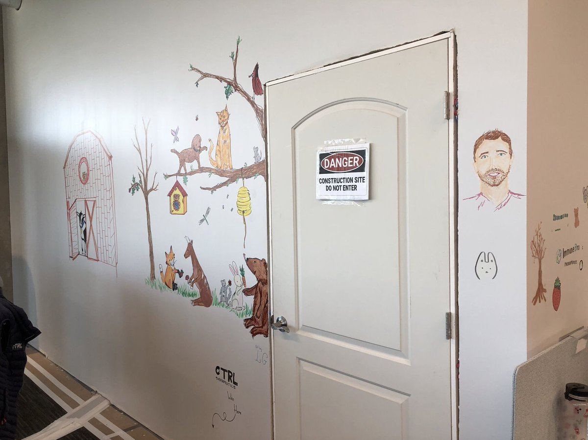 portalinno's tweet image. Our Portal Chicago members are insanely talented - not only do they run groundbreaking research, but it seems like a few of them could be Banksy. Take a look at the artwork they’ve put up on our temporary walls around our staircase connecting floors 9 and 10. Great work!