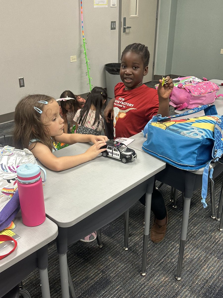 Claytons3rdKISD's tweet image. KSAT loves center time! 

#NEKSAT25 #KatyISD
@J_Duddington @J_Liu321