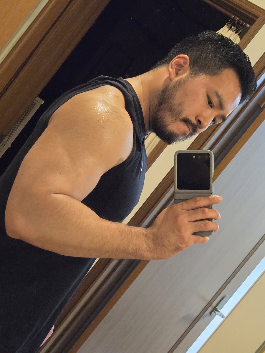 腕トレオワタ！💪