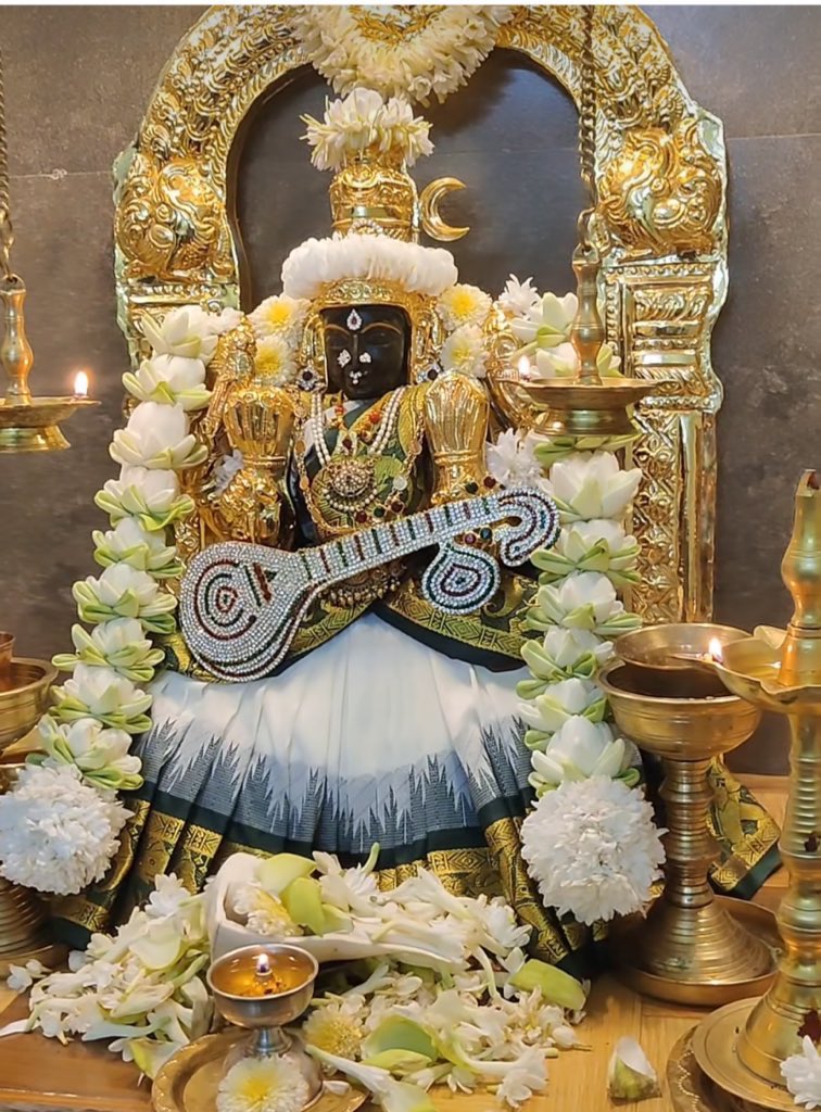 🌊KARK Rashi – July 2025 🌊

(Moon Sign – Cancer)

⸻

🔸 Health

This month, pay gentle attention to your health. Take daily walks and ensure you get proper rest.
Minor medical expenses are indicated, so keep a health check routine.
Eyes may feel strained, and skin and hair