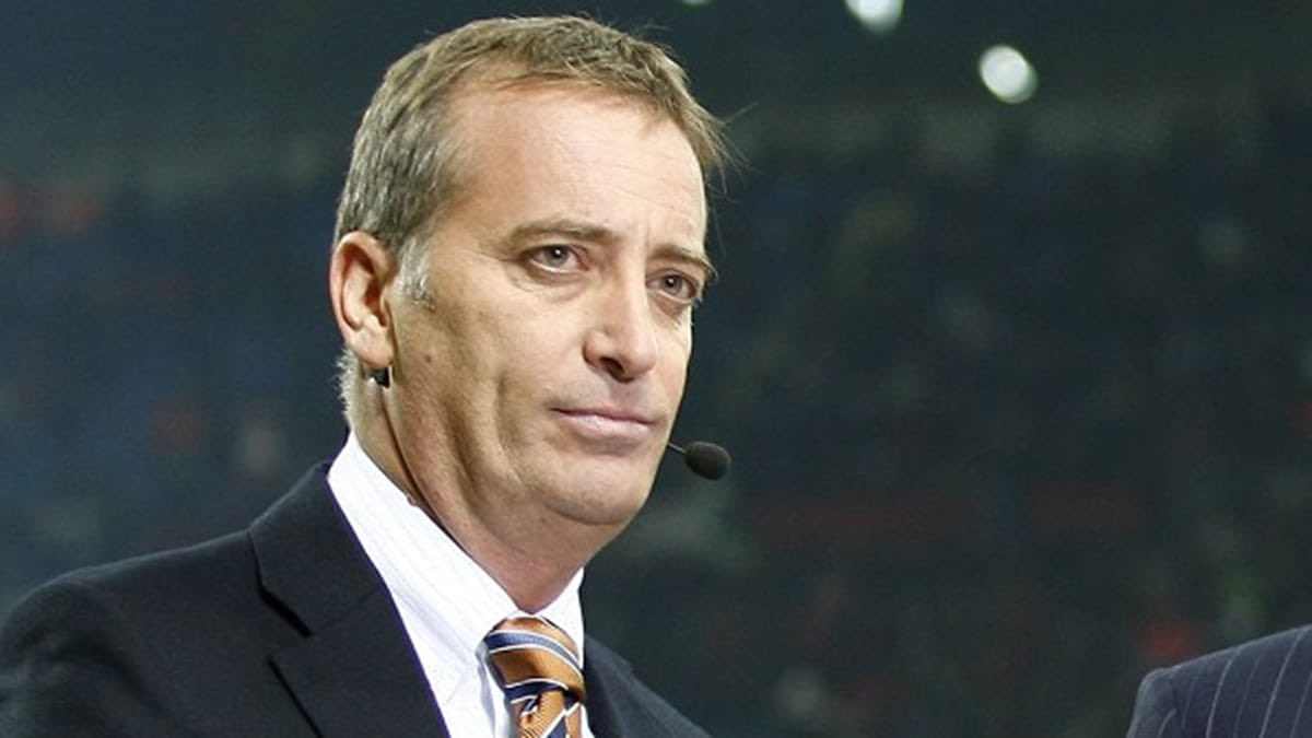 "Il tifoso laziale si è abituato ad avere pazienza, a non avere mai un nome di grido. Magari la gestione Lotito ti assicura anche i conti a posto, ma toglie la possibilità di sognare. Ogni tanto, lo sforzo va fatto."

— Stefano De Grandis, <a href="/RadioLaziale/">Radio Laziale</a>.

👏🏻