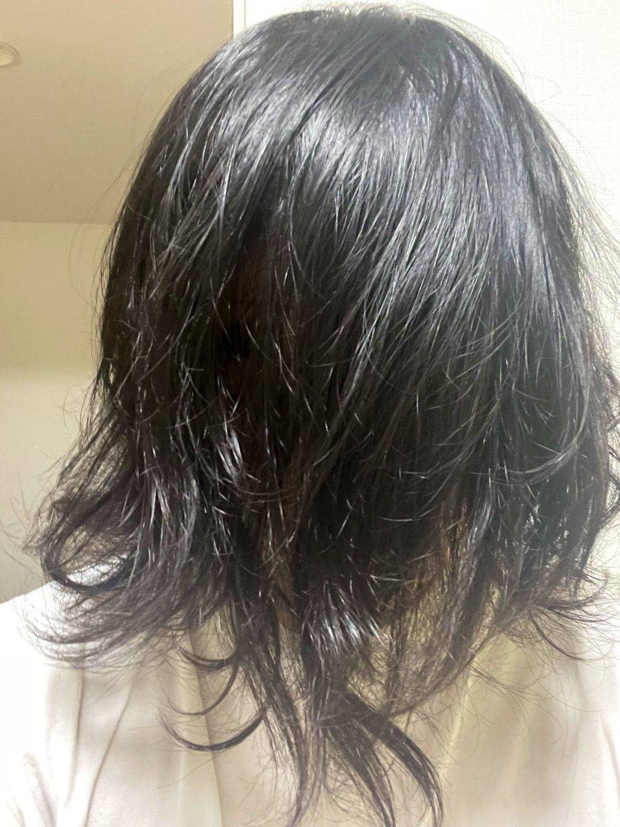 aburibato's tweet photo. 【クイズ】
前でしょうか?
後ろでしょうか?
当たった人にはキッス💋します。
#とろこん表情クイズ
#タイタンの学校8期生
#HYPERMAN https://t.co/N2ZJeZRxSY